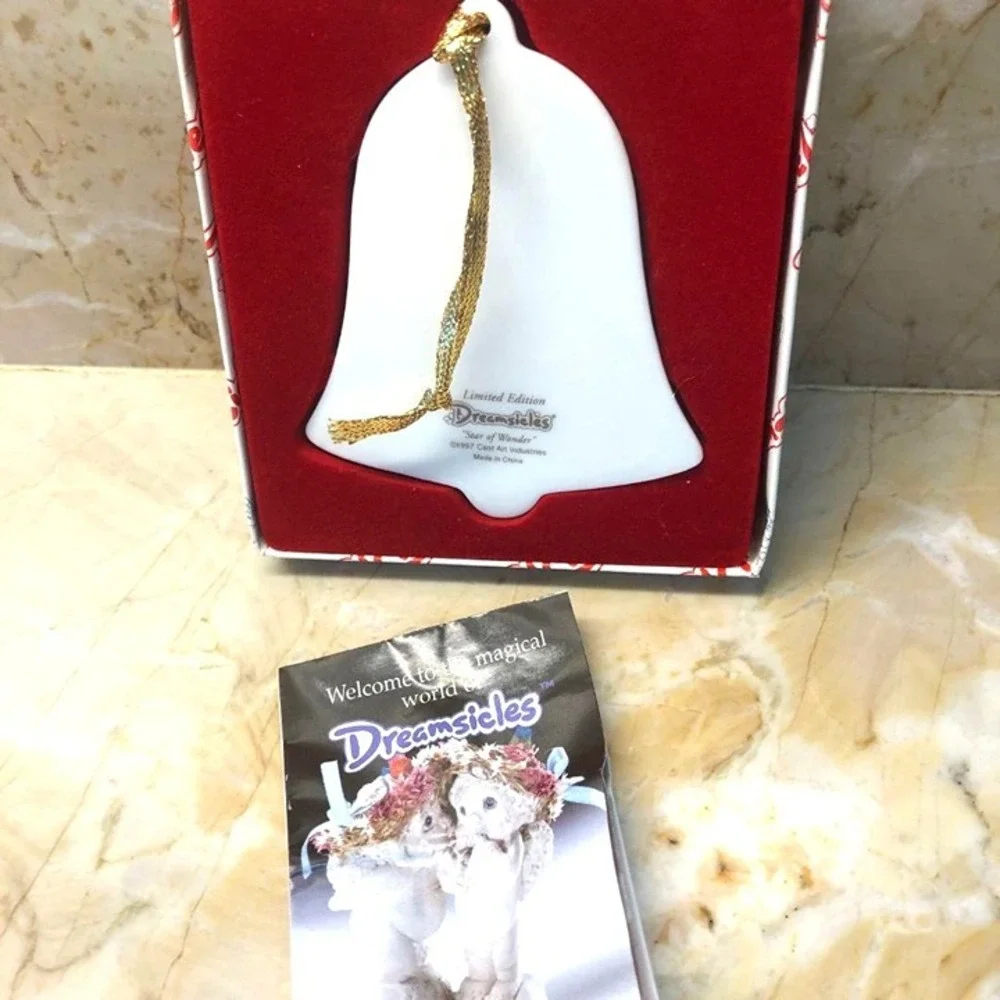 Vintage Dreamsicles Star of Wonder Christmas Ornament 1997 Limited Edition Boxed